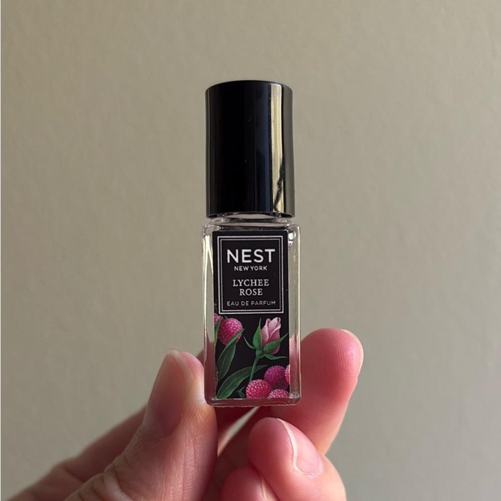 NEST New York Lychee Rose Eau de Parfum Rollerball